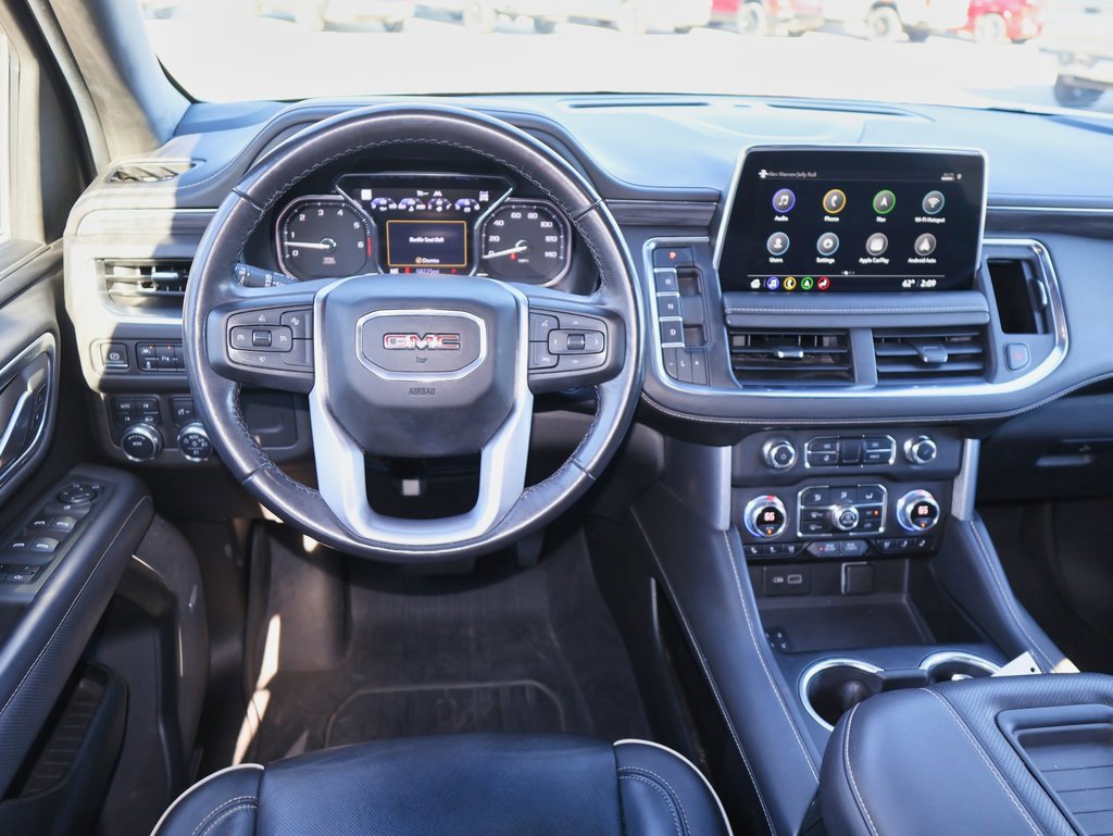 Used 2021 GMC Yukon SLT w/ Rear Media and Nav Package image 16