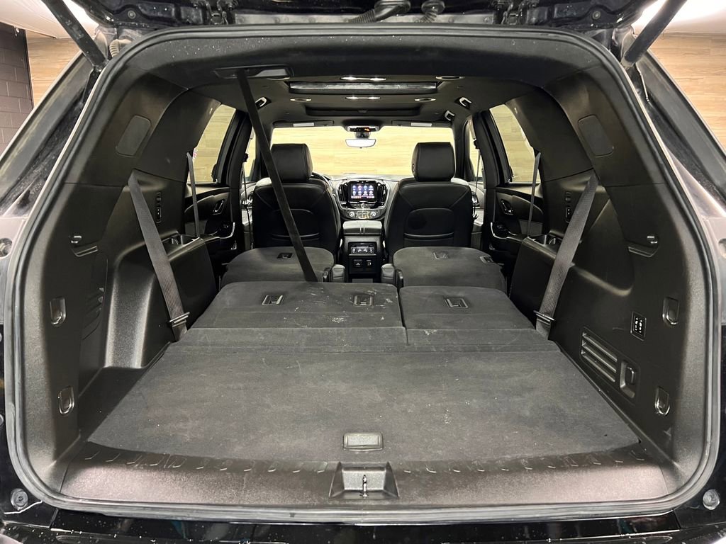 Used 2022 Chevrolet Traverse High Country image 25