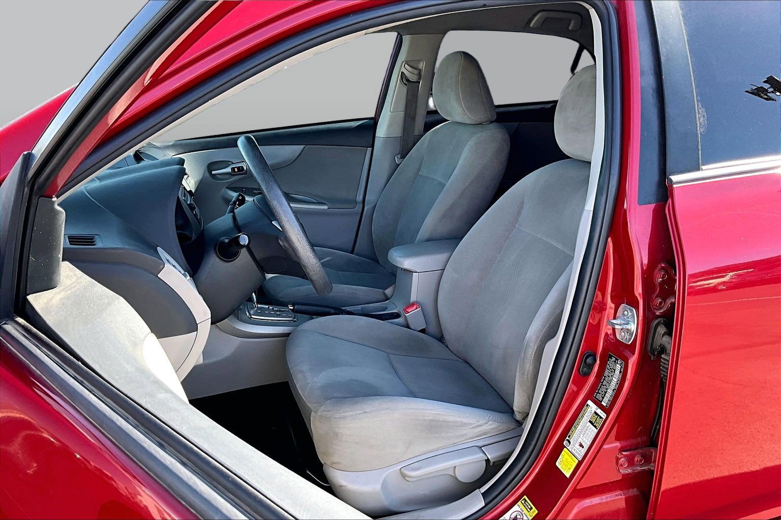 Used 2012 Toyota Corolla LE image 13