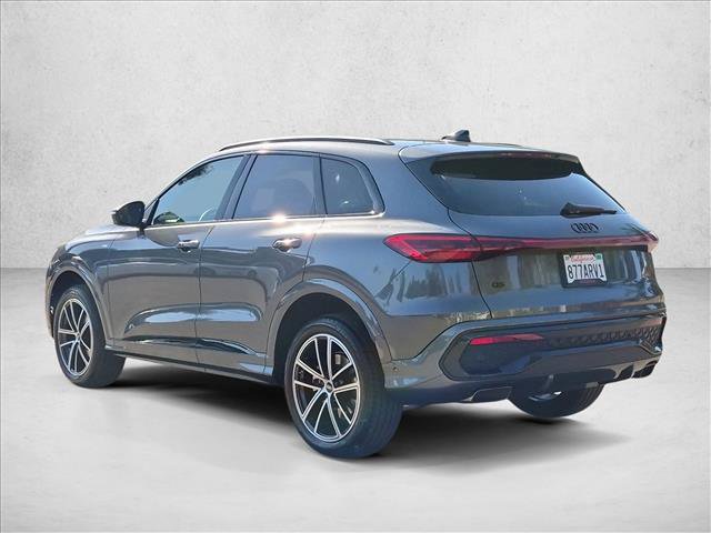 Used 2026 Audi Q5 Premium Plus w/ Premium Plus AWD/4WD image 8