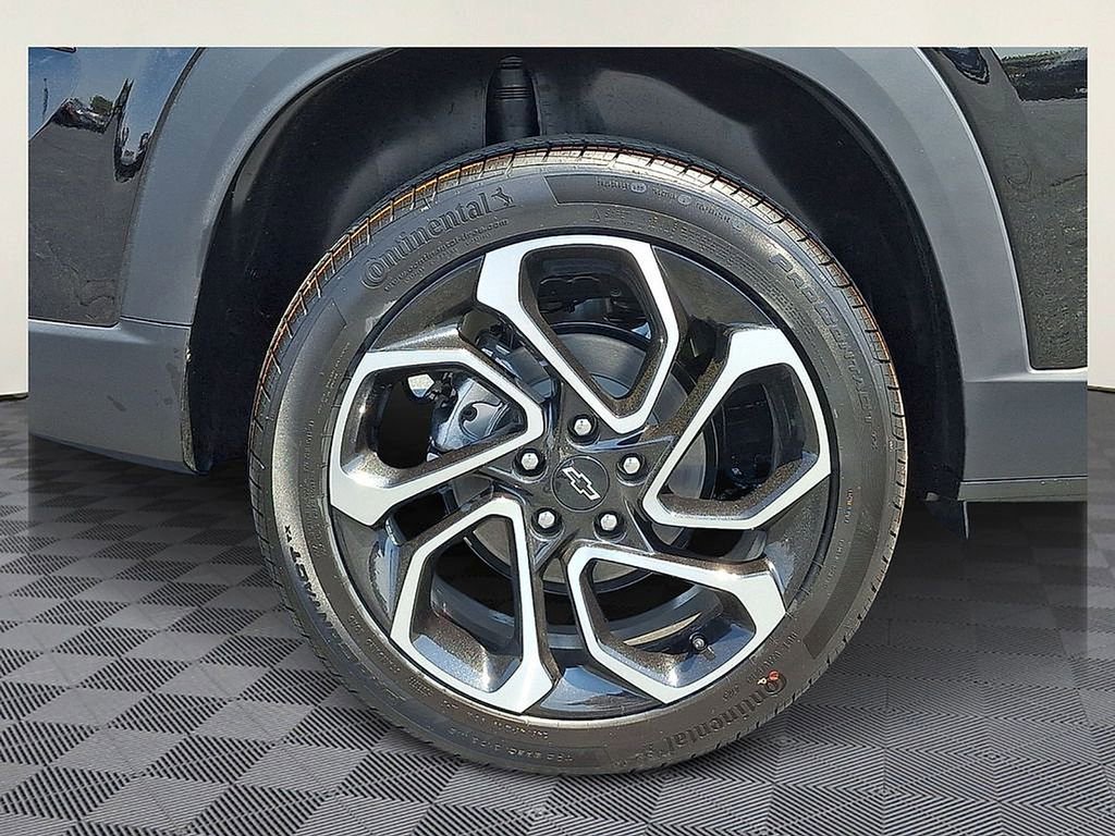 New 2026 Chevrolet Trax RS w/ Driver Confidence Package FWD image 5