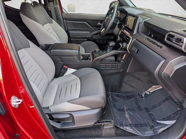 Used 2025 Toyota Tacoma TRD Off-Road AWD/4WD image 18