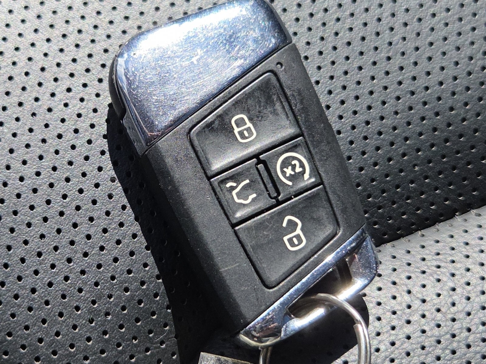 Used 2021 Volkswagen Atlas SEL Premium AWD/4WD image 37