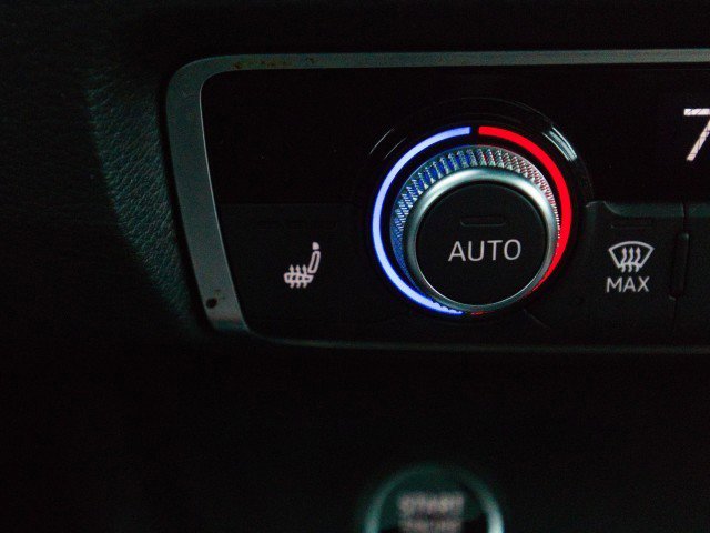 Used 2023 Audi Q3 2.0T Premium image 25