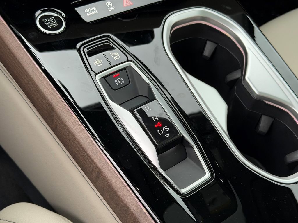 Used 2026 Audi A6 Prestige w/ Prestige Package image 27