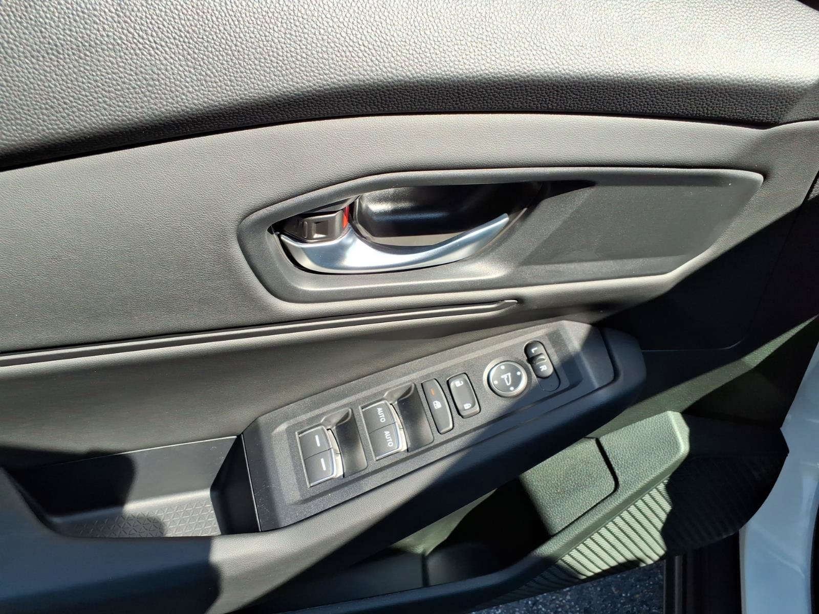 Certified 2025 Honda Accord SE image 13