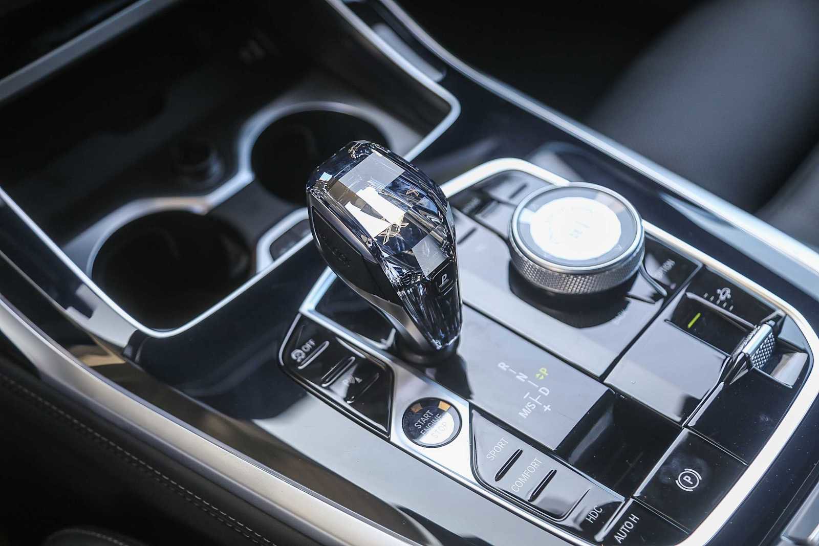 New 2026 BMW ALPINA XB7 image 17