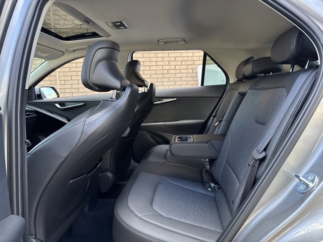 New 2025 Kia Niro SX Touring image 20