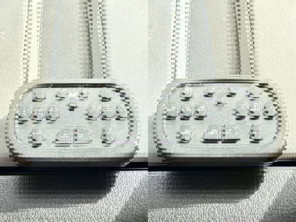 Used 2018 Chevrolet Suburban LT image 21