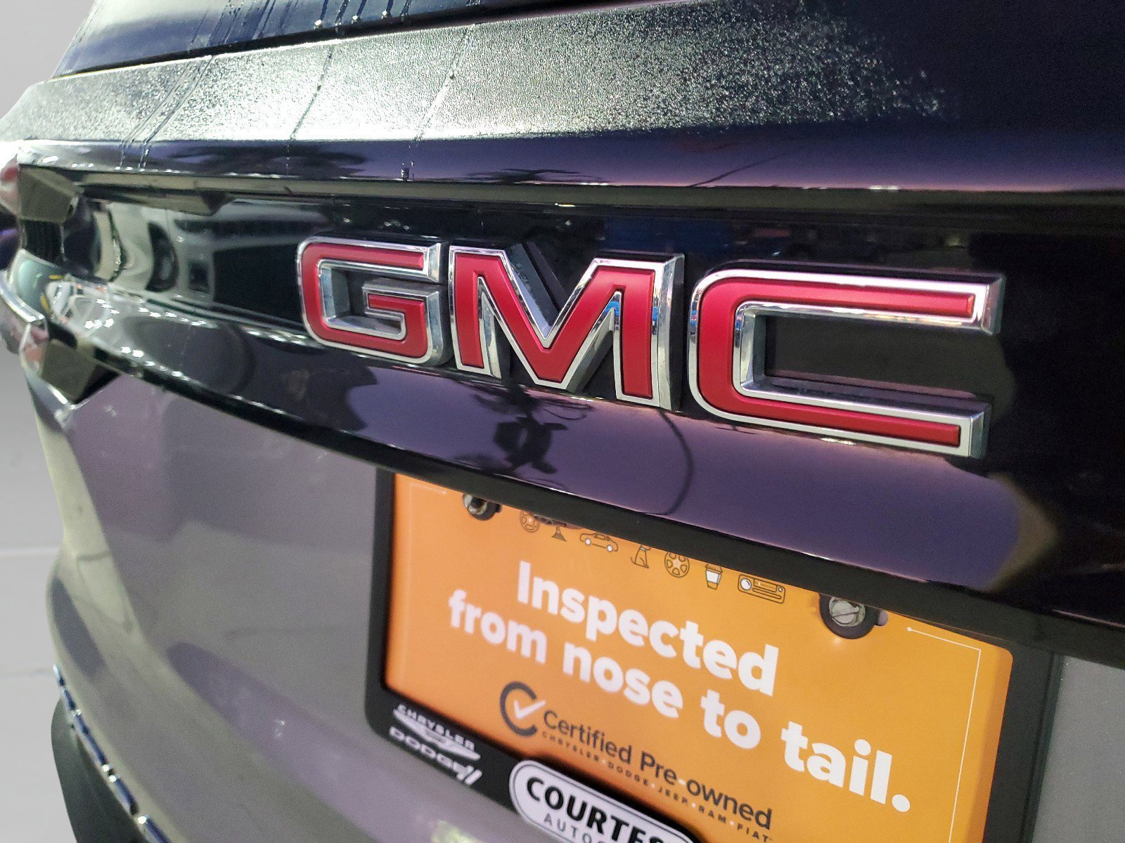 Used 2025 GMC Acadia AT4 image 7