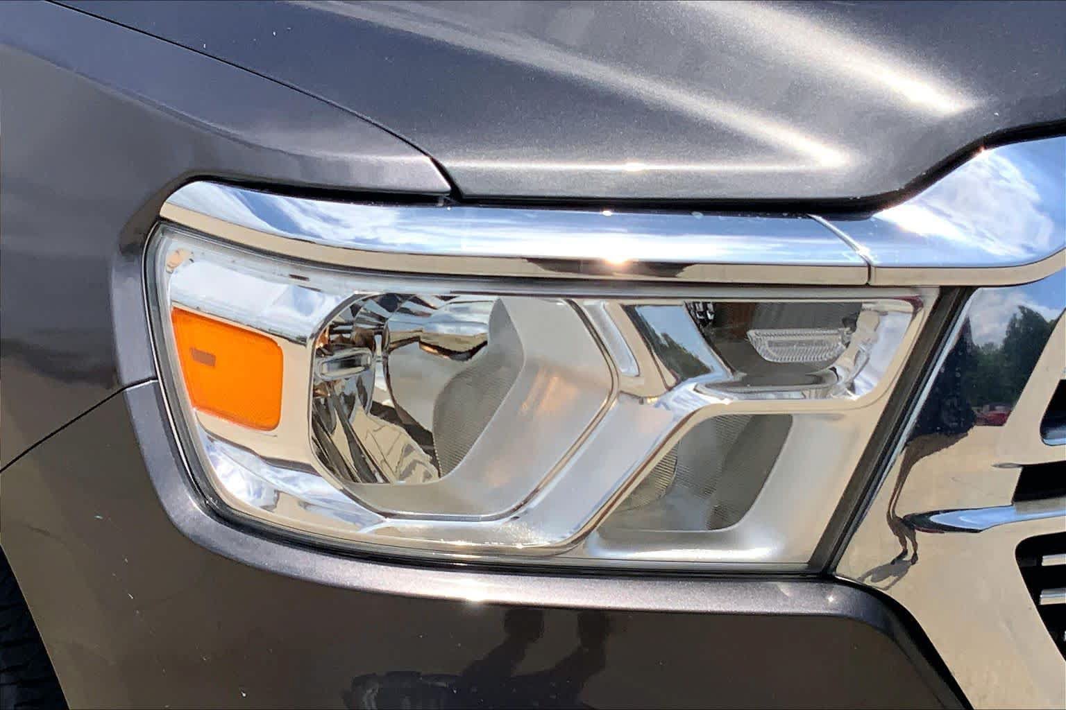 Used 2024 RAM 1500 Laramie AWD/4WD image 27