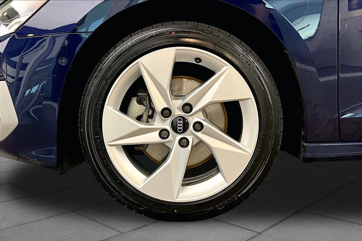 Used 2024 Audi A3 2.0T Premium w/ Convenience Package FWD image 10