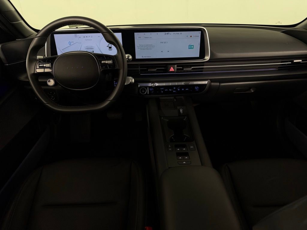 Used 2025 Hyundai Ioniq 6 SEL image 14