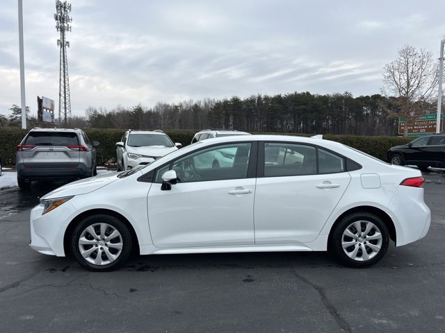 Used 2024 Toyota Corolla LE image 8