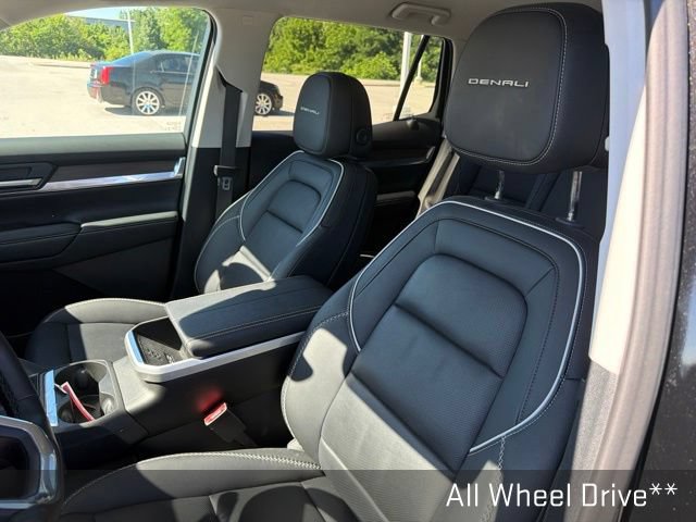 Used 2026 GMC Terrain Denali w/ LPO, Floor Liner Package AWD/4WD image 12