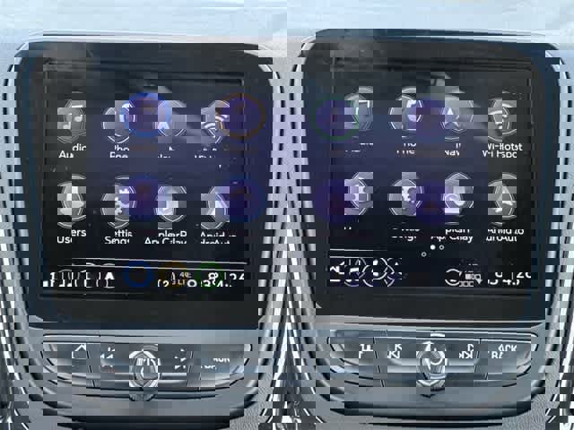 Used 2022 Chevrolet Equinox RS w/ Infotainment Package image 13