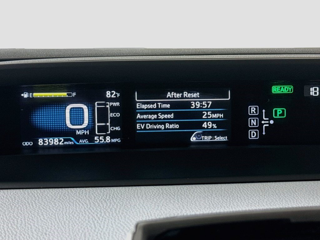 Used 2016 Toyota Prius Four Touring FWD image 15