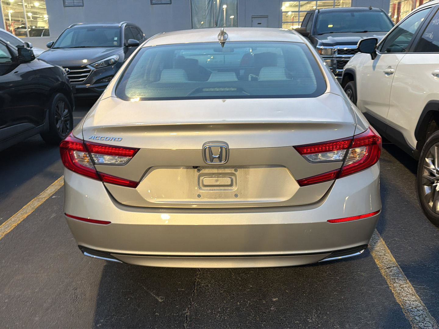 Used 2019 Honda Accord LX image 9