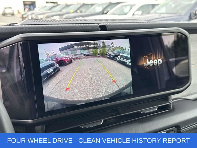 Used 2024 Jeep Wrangler Unlimited Sahara image 4