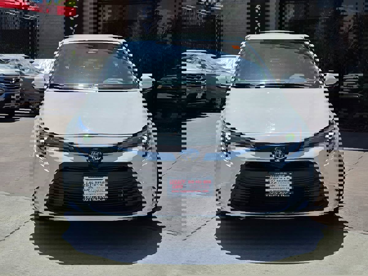 Used 2023 Toyota Corolla LE image 7