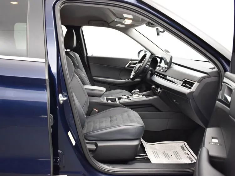 Used 2024 Mitsubishi Outlander Ralliart image 17