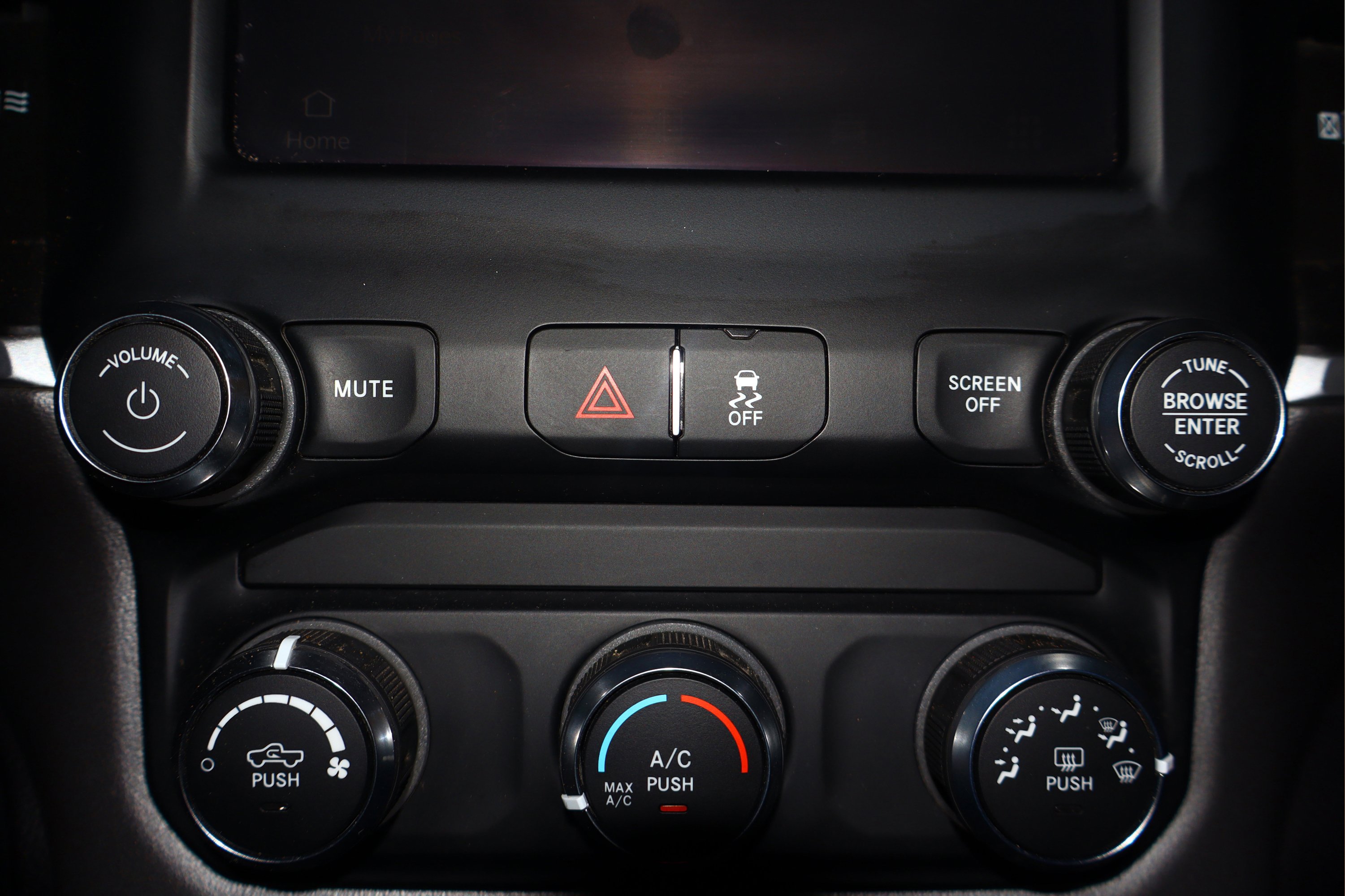 Used 2024 RAM 2500 Big Horn w/ Off Road Package image 24