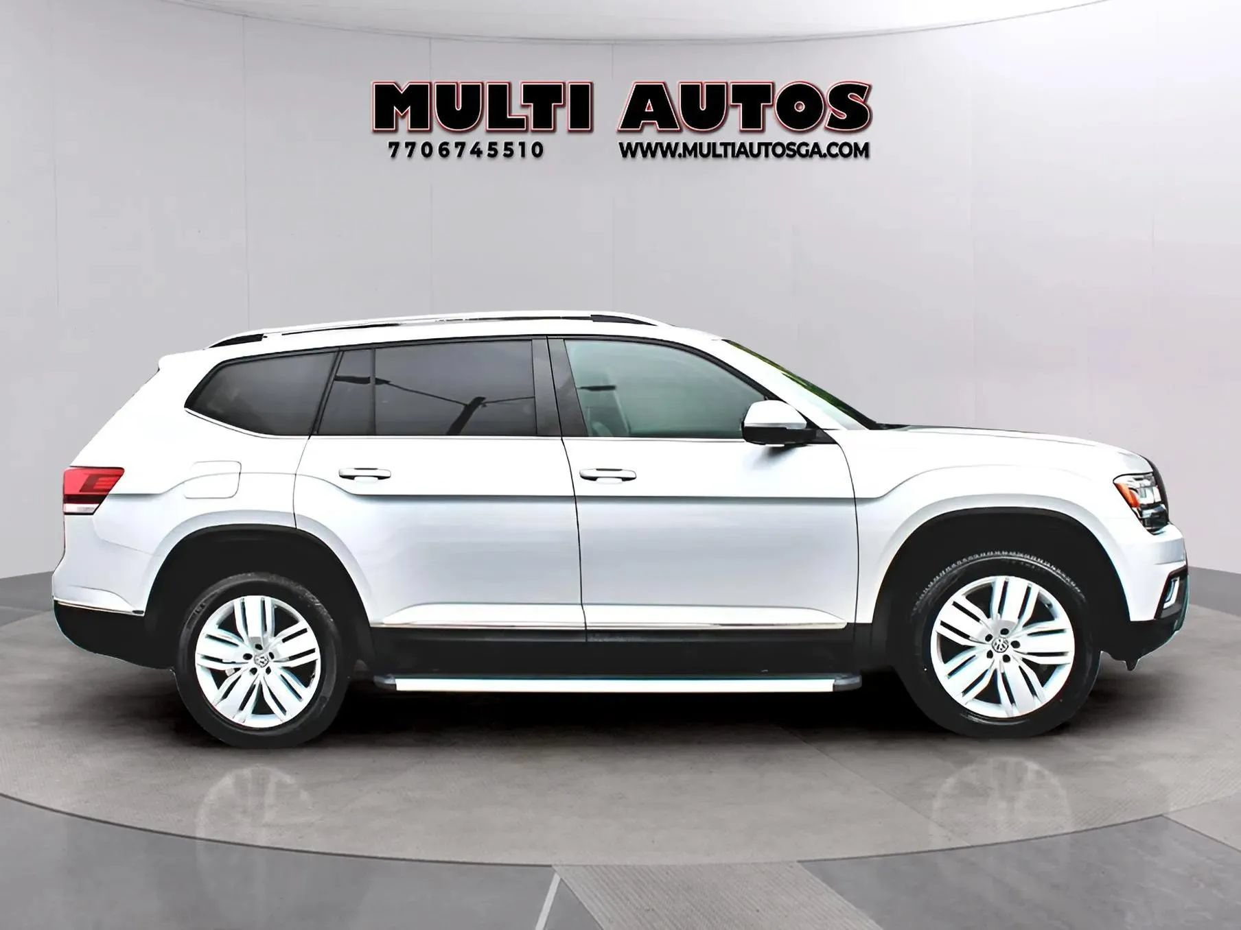 Used 2019 Volkswagen Atlas SEL FWD image 2