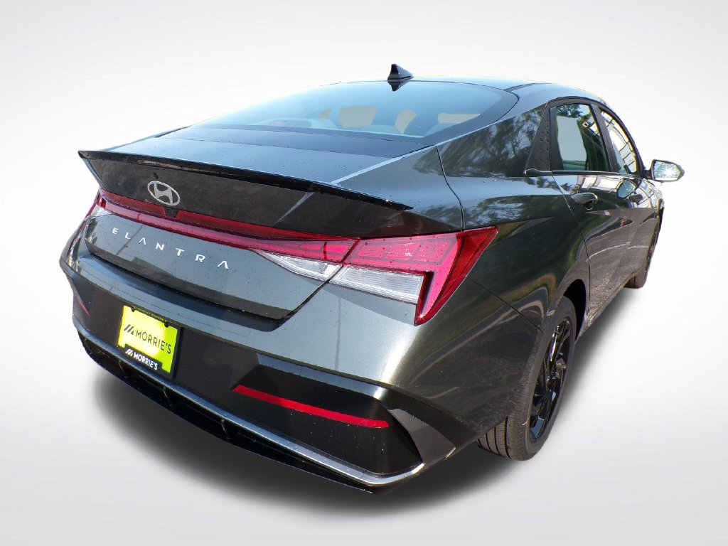 New 2026 Hyundai Elantra SEL Sport Premium FWD image 6