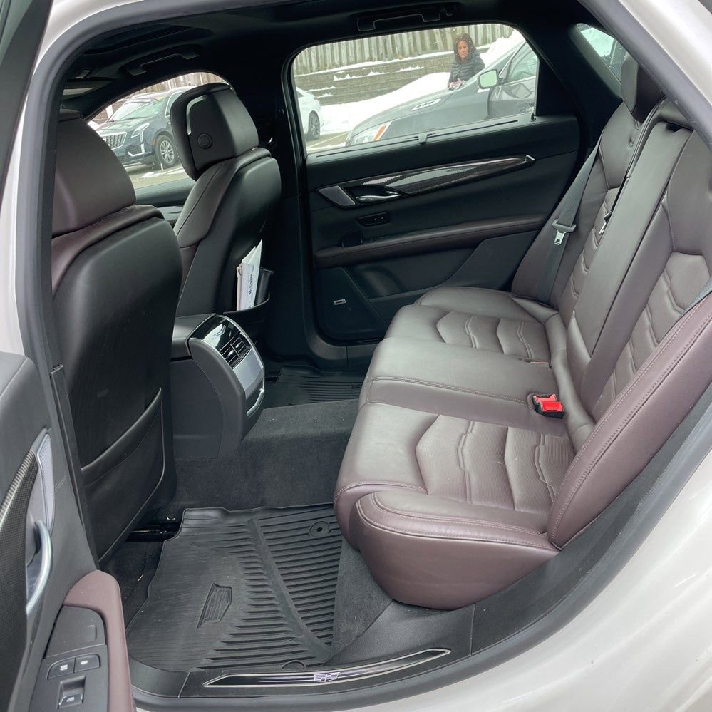 Used 2020 Cadillac CT6 V image 9