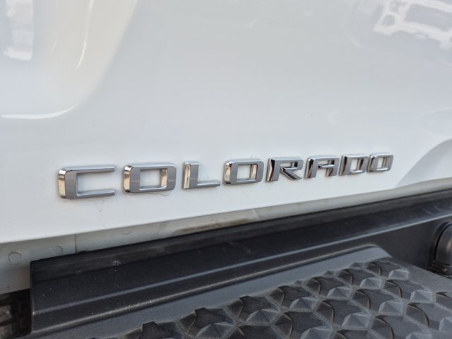 Used 2025 Chevrolet Colorado ZR2 w/ Technology Package AWD/4WD image 28