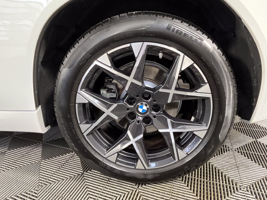 Certified 2026 BMW X3 xDrive30i w/ M Sport Package AWD/4WD image 14