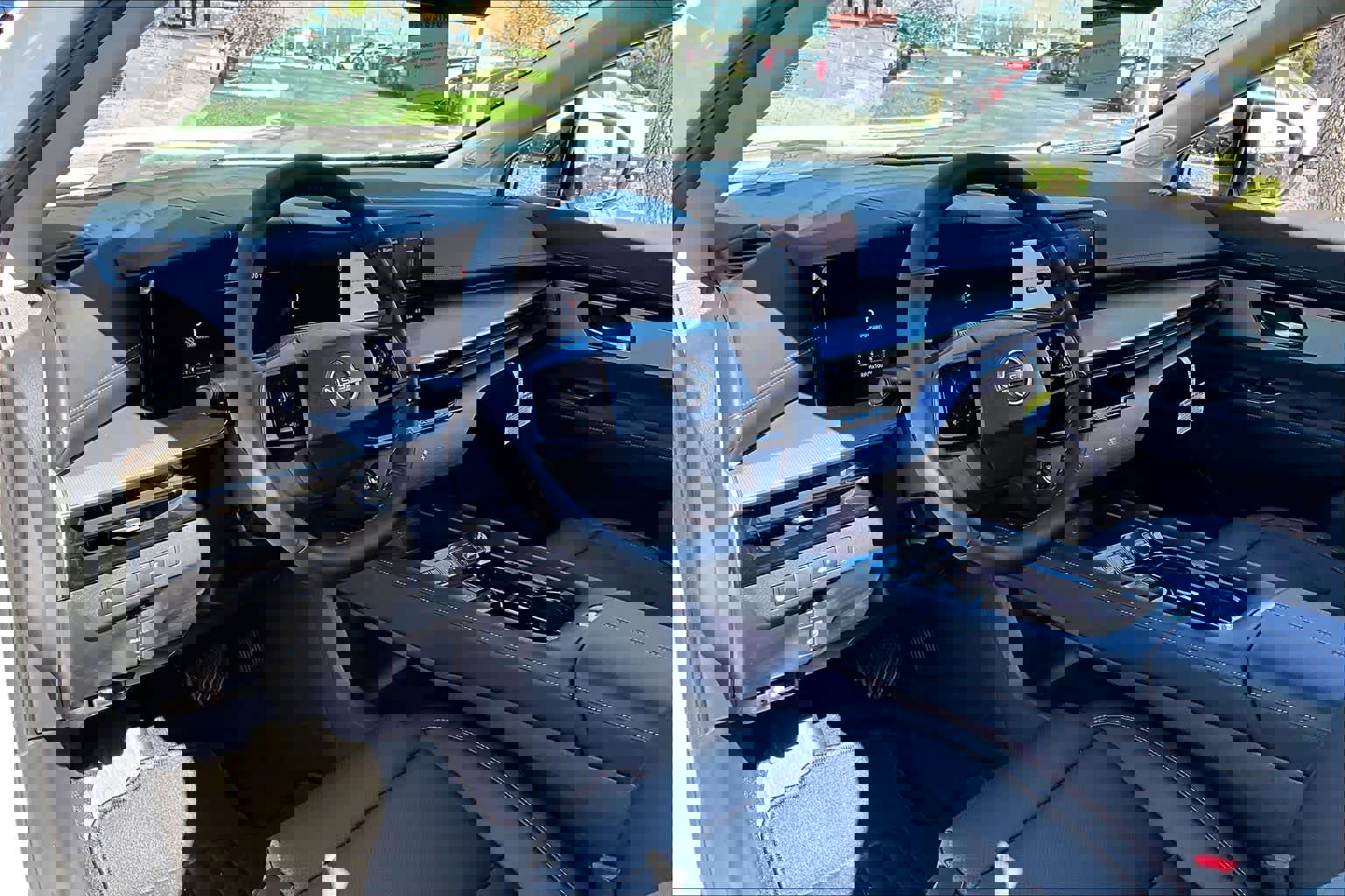 New 2026 Nissan Murano SL image 8