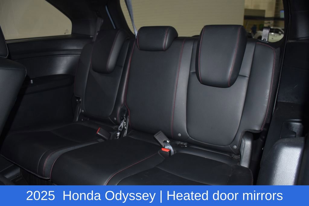 Used 2025 Honda Odyssey Sport-L image 13