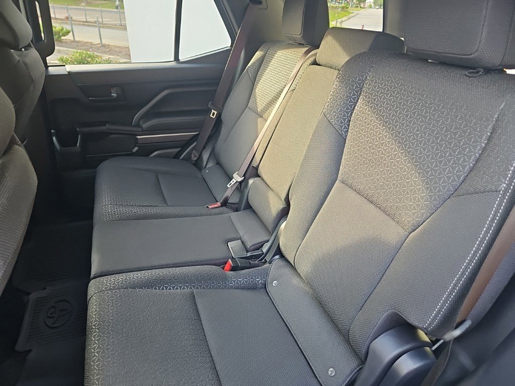 Used 2026 Toyota 4Runner SR5 AWD/4WD image 44