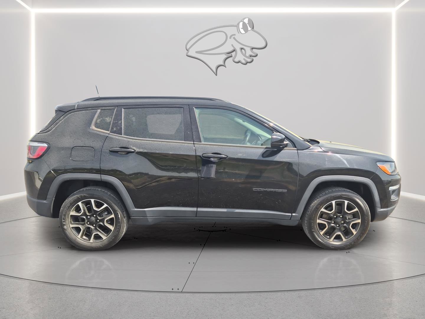 Used 2019 Jeep Compass Sport image 6