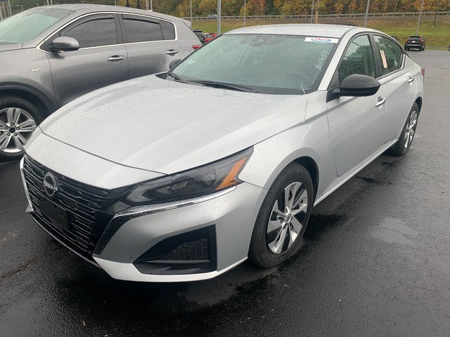 Used 2024 Nissan Altima 2.5 S image 21