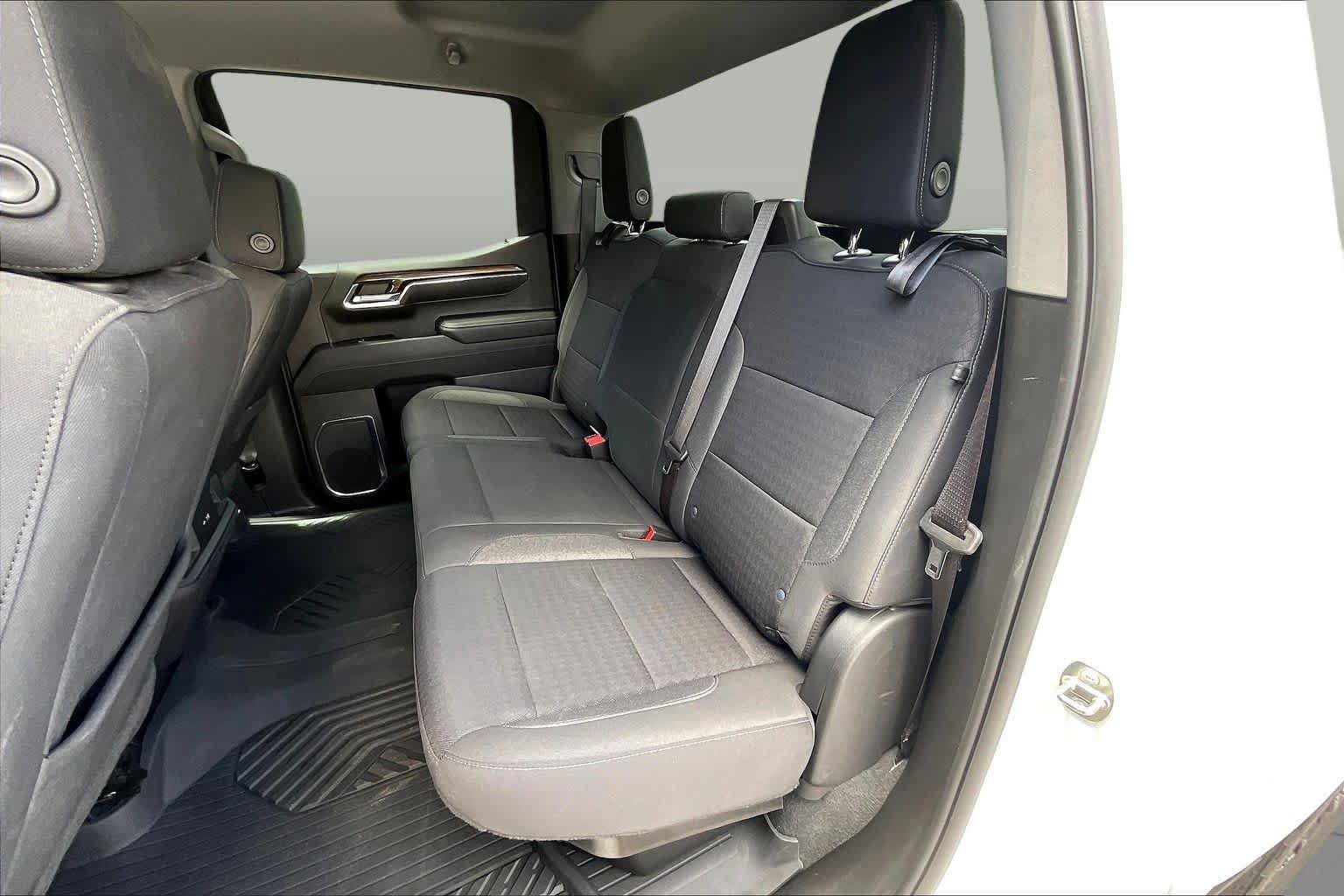 Used 2023 Chevrolet Silverado 1500 RST AWD/4WD image 19