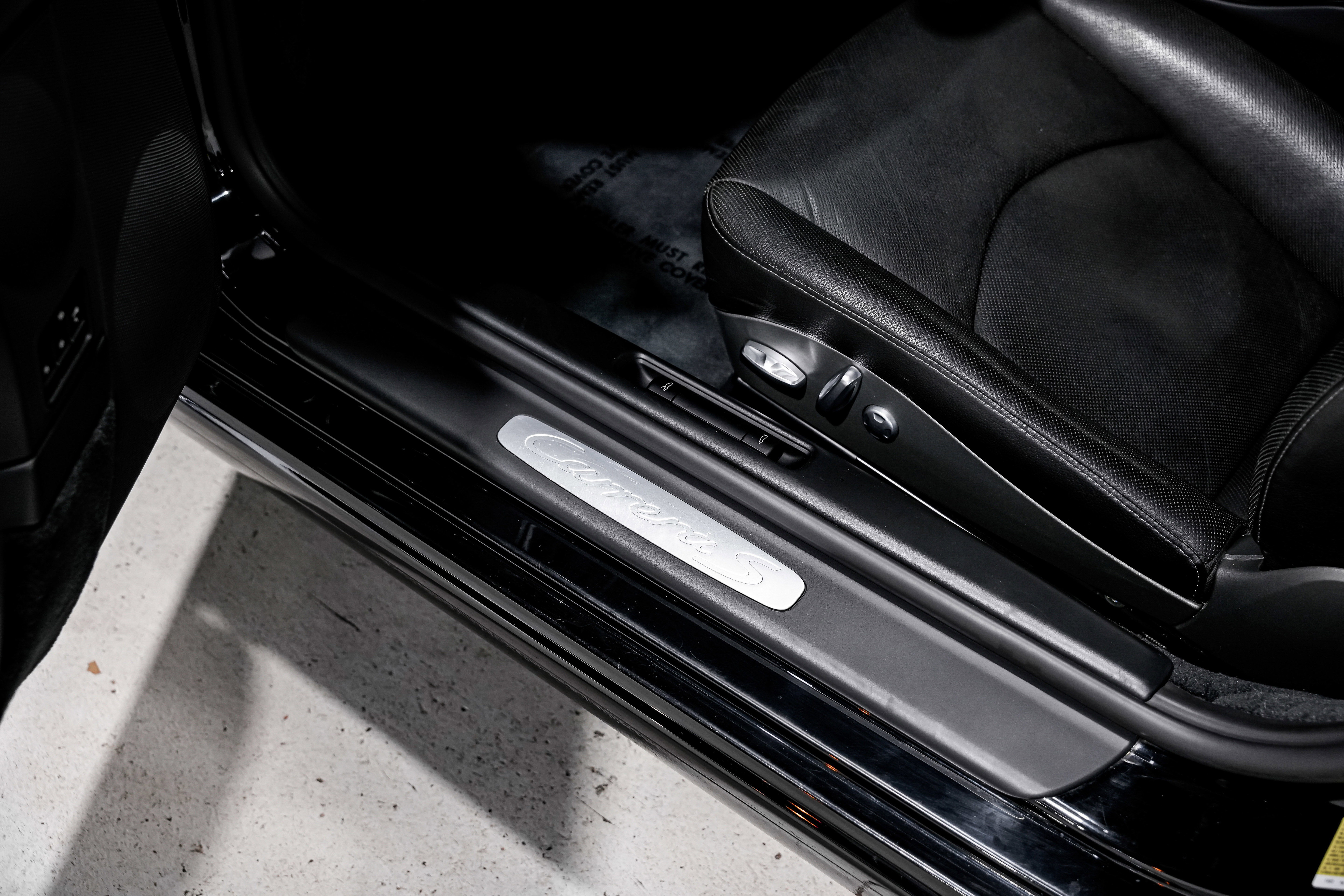 Used 2009 Porsche 911 Carrera S image 23