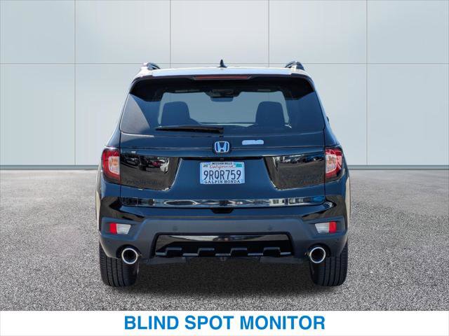 Certified 2024 Honda Passport Black Edition image 8