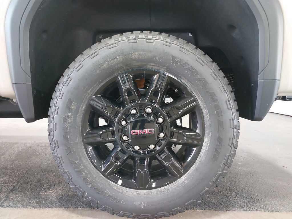 New 2026 GMC Sierra 2500 AT4 w/ AT4 Premium Plus Package image 34