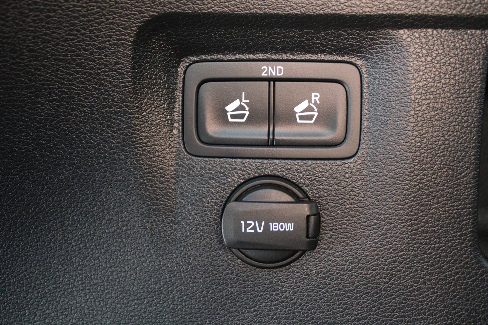 Certified 2021 Kia Telluride S image 11