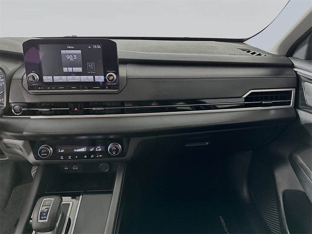 Used 2024 Mitsubishi Outlander ES image 20