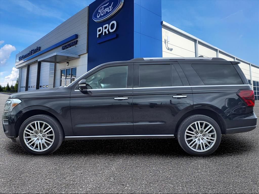 Used 2024 Ford Expedition Limited image 25