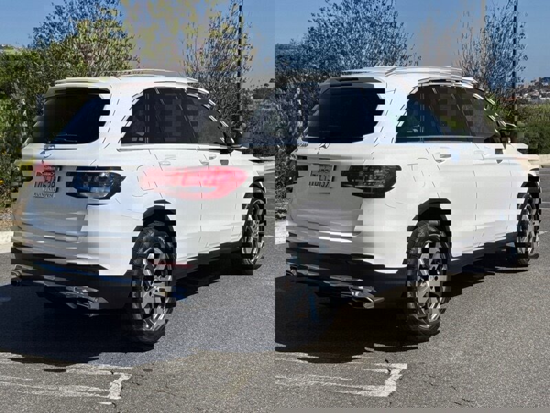 Used 2017 Mercedes-Benz GLC 300 image 6