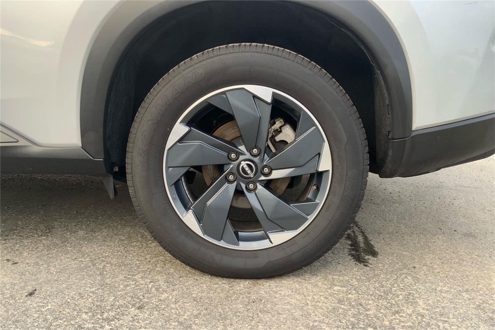 Used 2024 Nissan Rogue SV AWD/4WD image 28