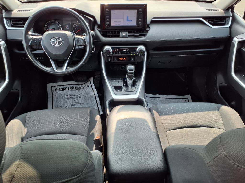 Used 2019 Toyota RAV4 XLE w/ Convenience Package image 12