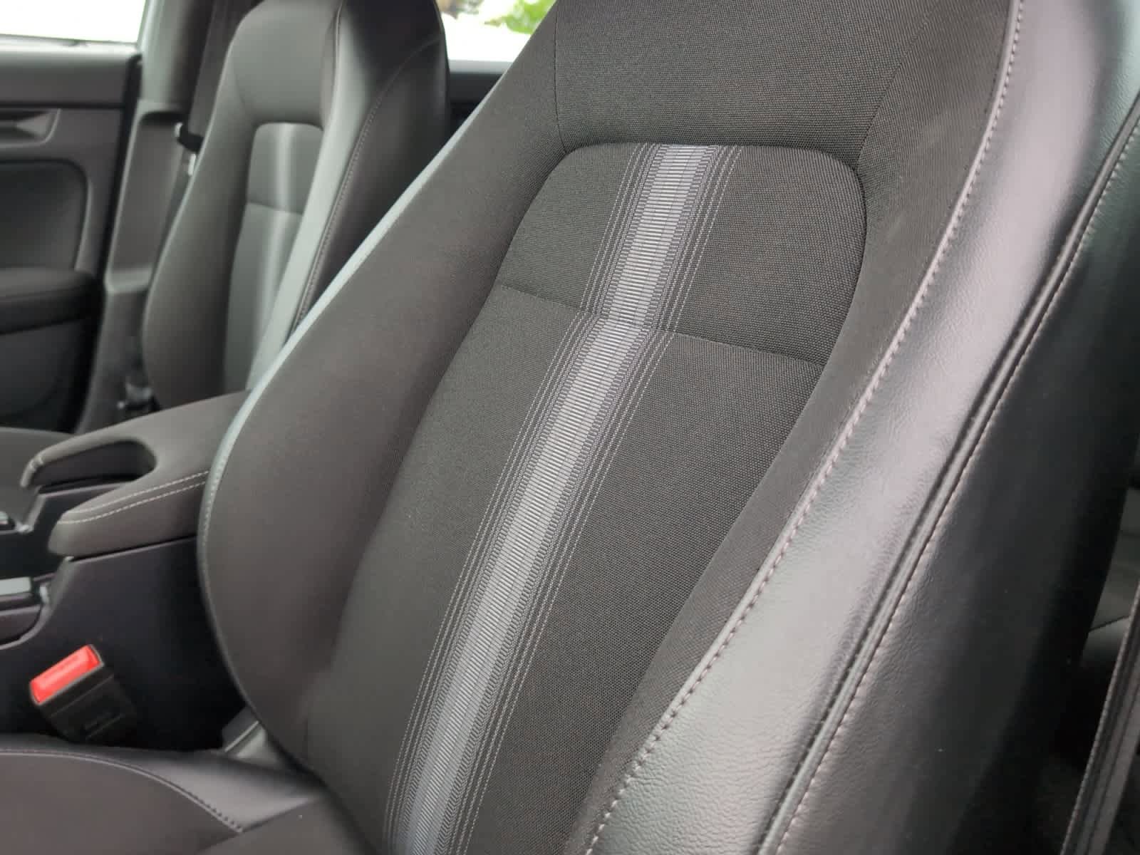 Used 2023 Honda Civic Sport image 23