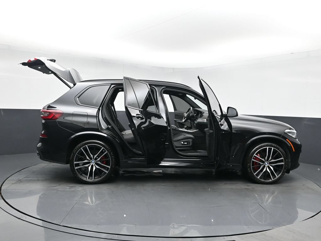 Used 2023 BMW X5 xDrive40i AWD/4WD image 26
