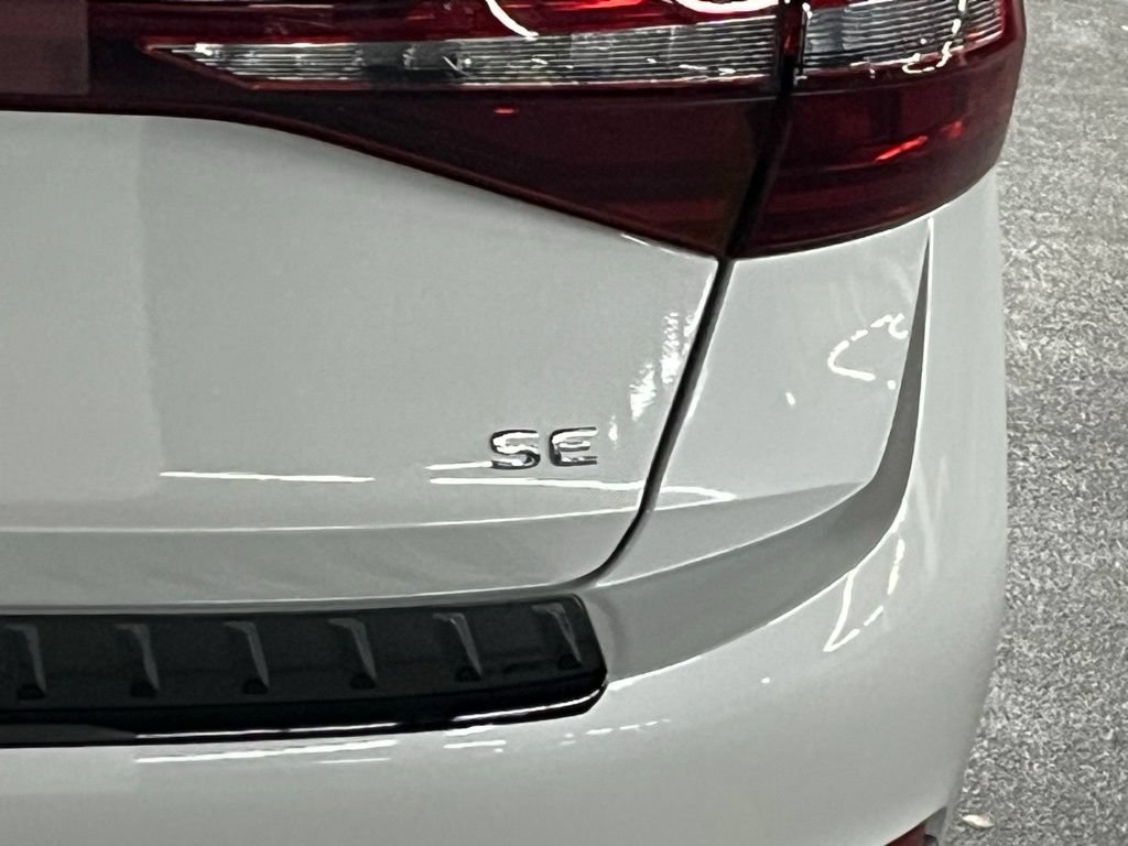New 2026 Volkswagen Jetta SE FWD image 35