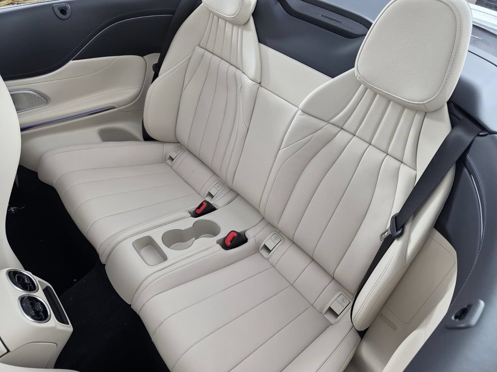New 2027 Mercedes-Benz CLE 300 4MATIC Cabriolet image 10
